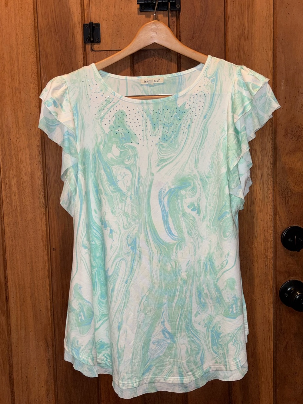 White and Mint Marble Ruffle Sleeve Top by Indigo Soul